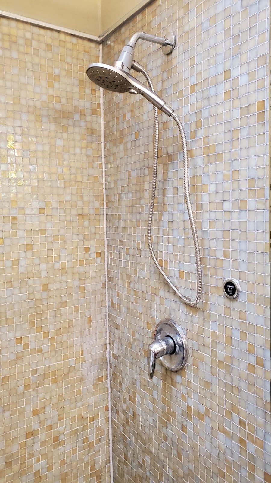 Moen Engage Spot Resist Brushed Nickel Six-Function 5.5-Inch Removable Handheld Showerhead with Magnetic Docking System, 26112SRN customer photo 2