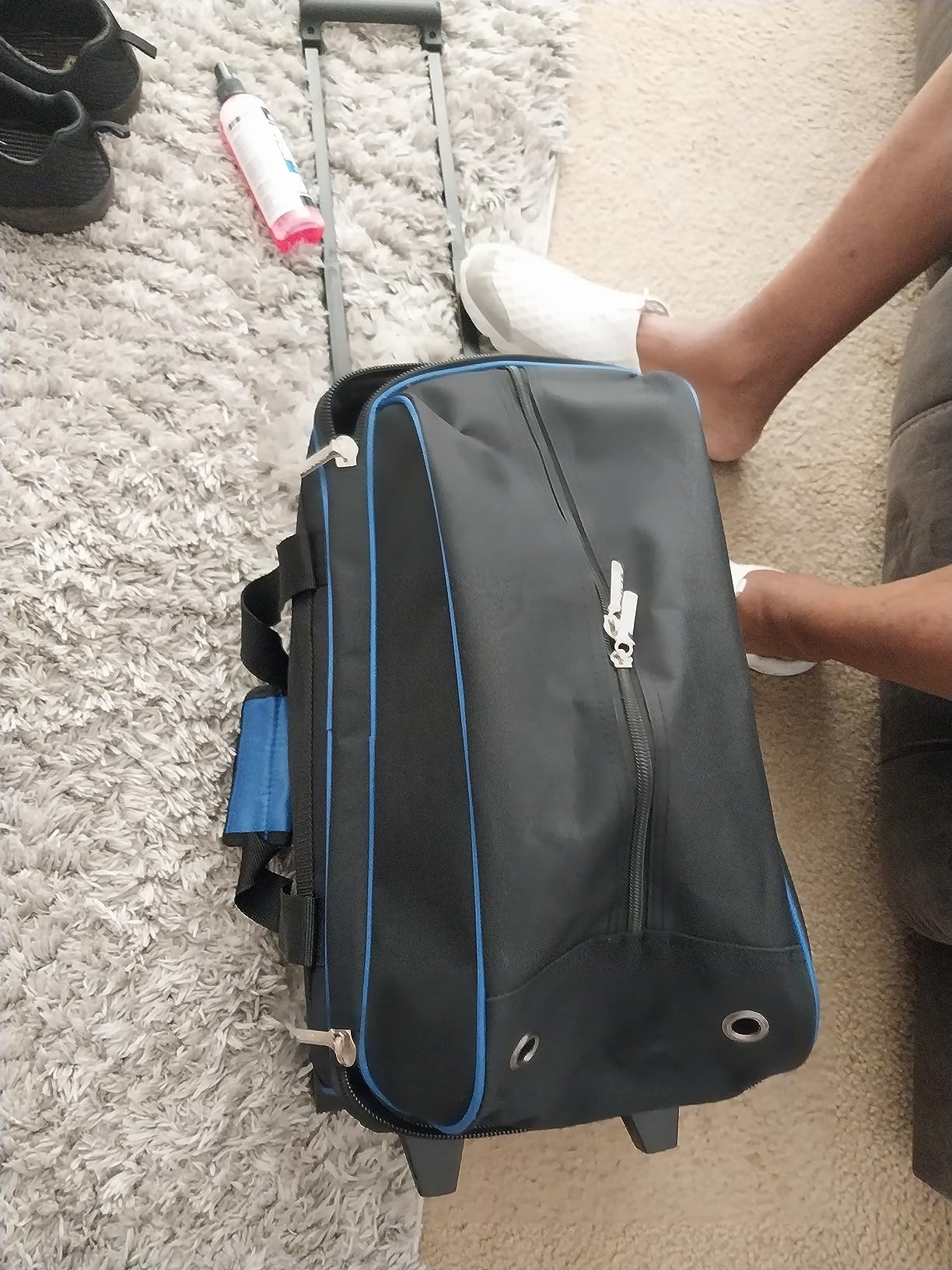 Pyramid Prime Double Roller 2 Ball Bowling Bag with Large Separate Compartment for Bowling Shoes (Up To US Mens Size 16) or Accessories, Locking Handle - Extends to 40