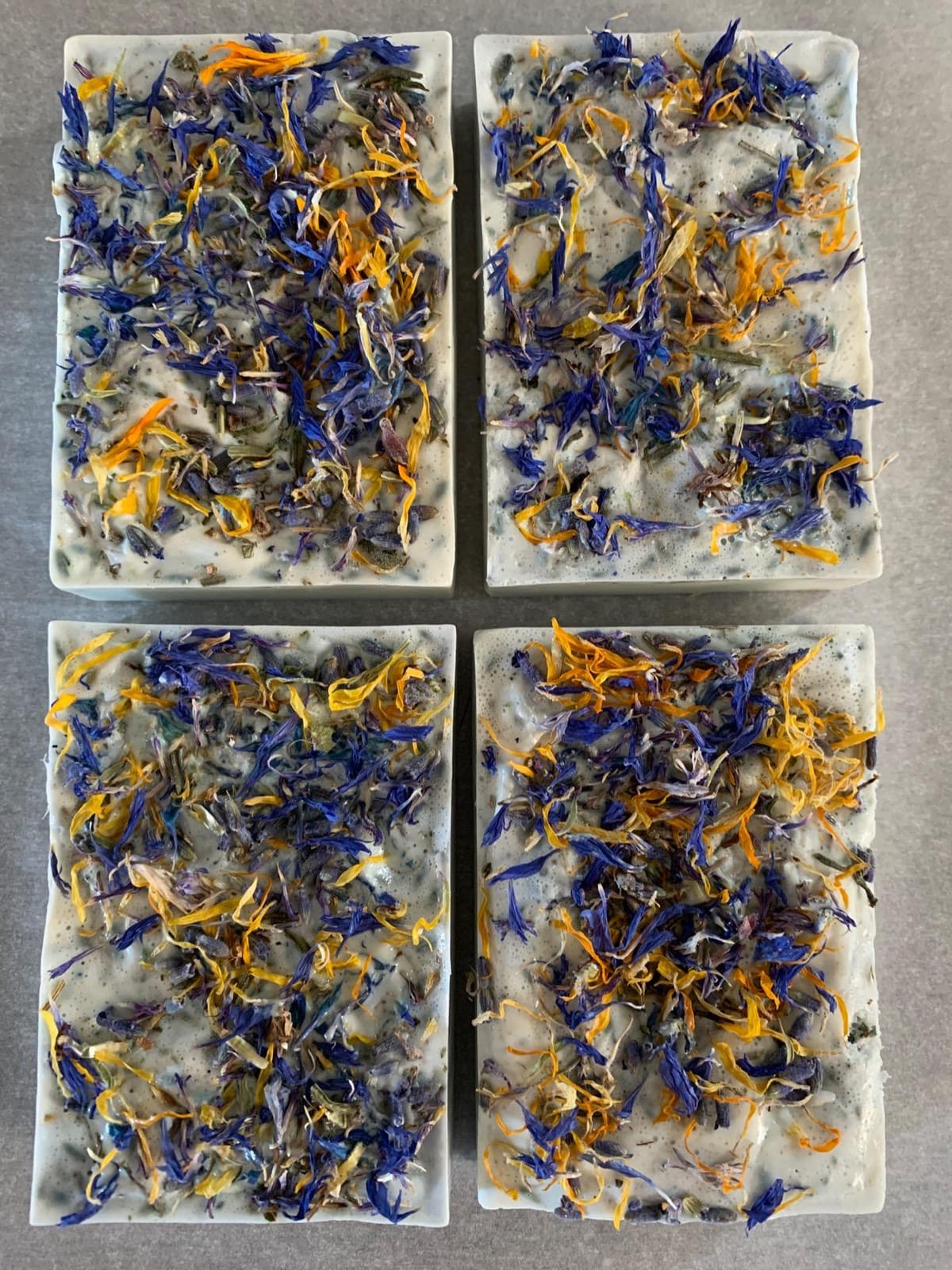 Our Earth's Secrets - Oatmeal 2 Lbs Melt and Pour Soap Base customer photo 2