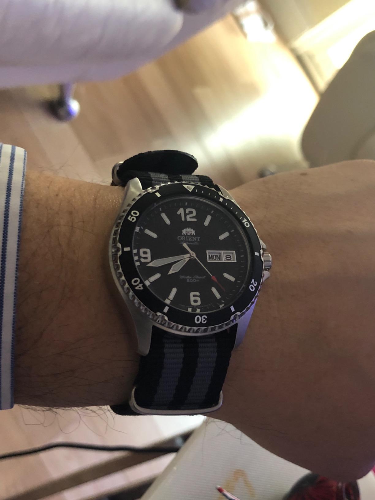 Orient Mako II | Automatic / Hand-Winding Movement | 41.5 mm Case Diameter | 200 m Water Resistance | Diver Style | Day & Date customer photo 2