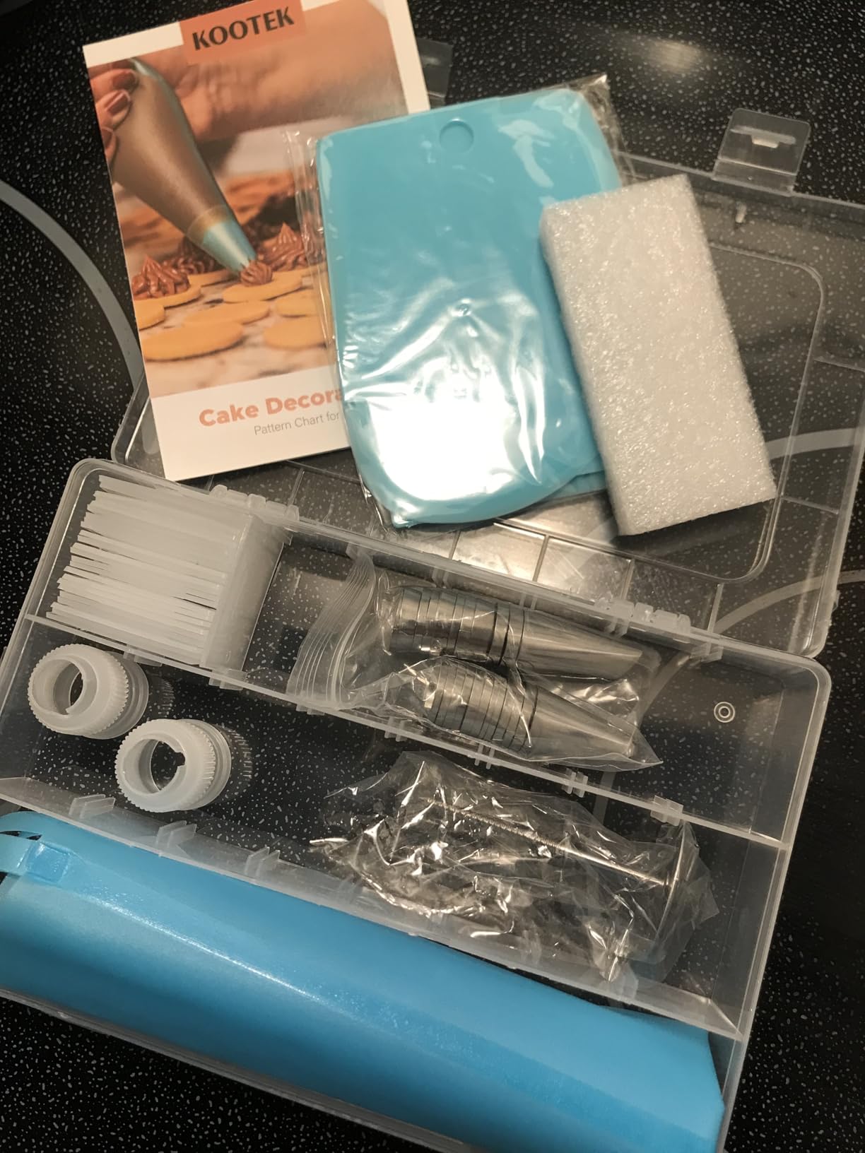 Kootek 32 Piping Bags and Tips Set Frosting Piping Kit for Beginners & Pros customer photo 1