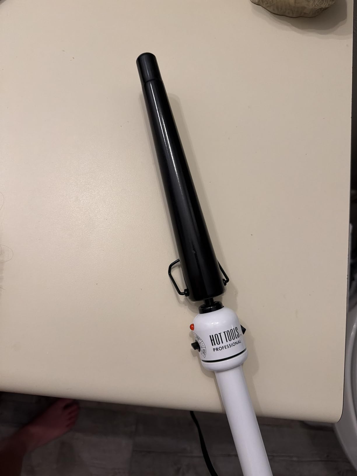 Hot Tools Professional Nano Ceramic Extra Long Tapered Curling Iron customer photo 1