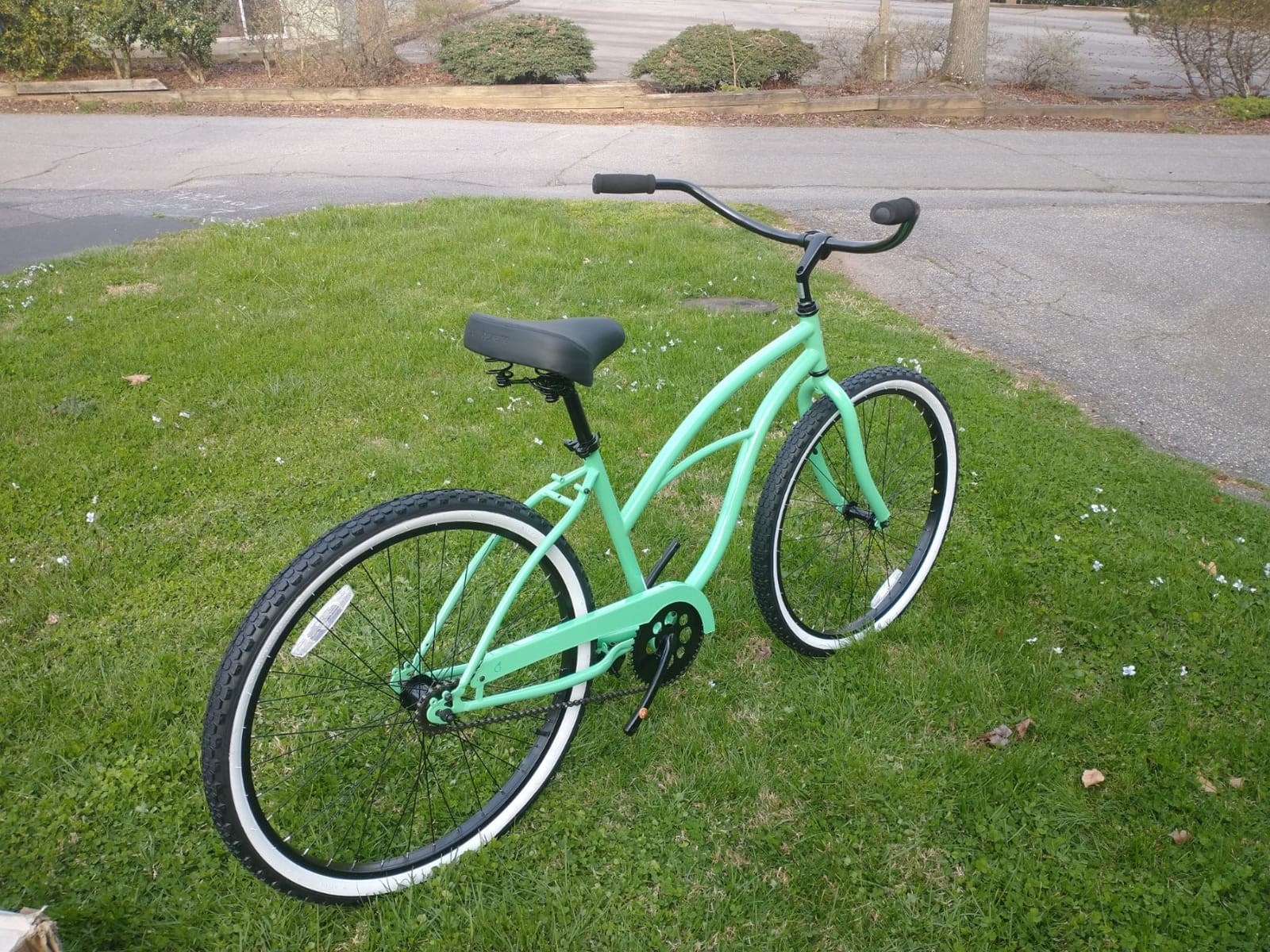 sixthreezero Around The Block Women's Beach Cruiser Bike customer photo 2