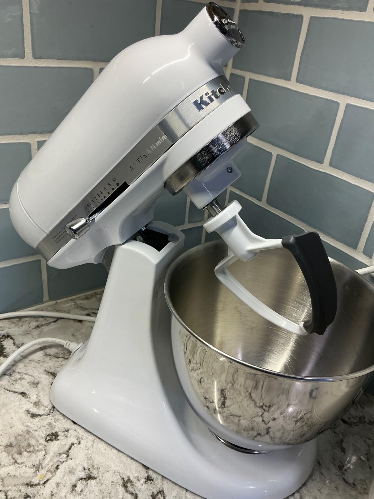 KitchenAid Artisan Mini, 3.5-Qt Tilt Head Stand Mixer, Black Matte, KSM3316XBM customer photo 1