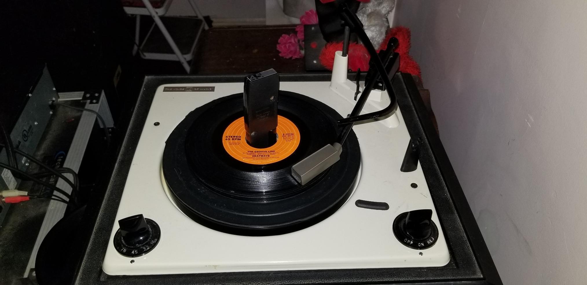 Fluance Turntable Platter Mat (Rubber Black) - Durable Audiophile Grade Silicone Design for Vinyl Record Players (PFHTRP) customer photo 2