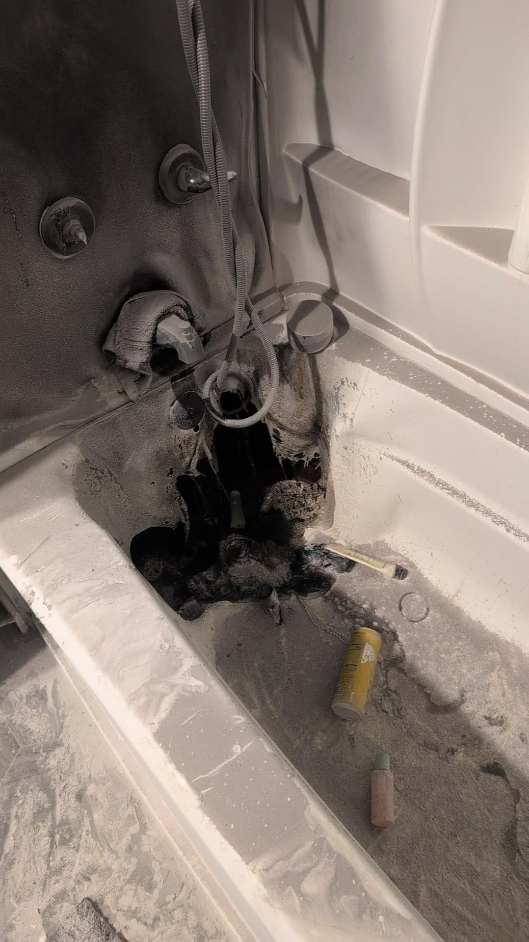First Alert Fire Extinguisher, Standard Home Use customer photo 1