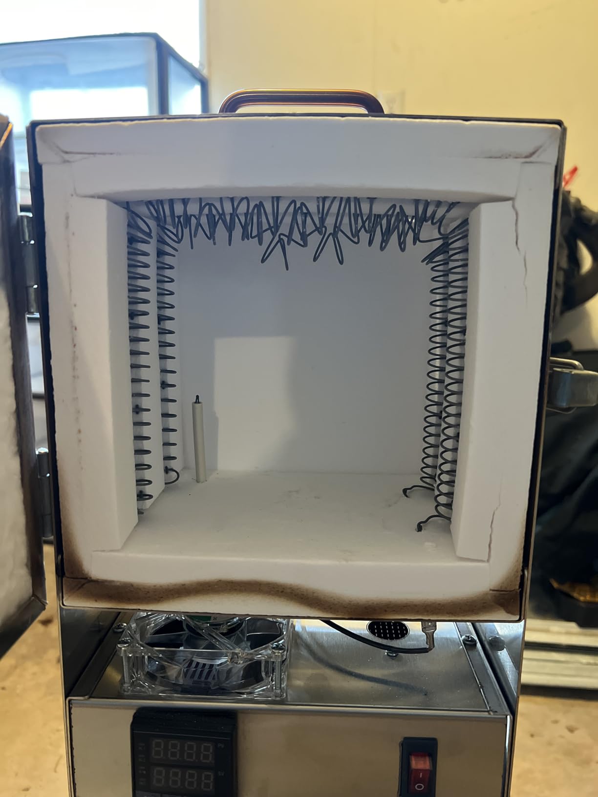 RapidFire Pro-LP Electric Kiln Furnace-2200F 10 Min Melt Gold - Programmable Controller customer photo 2