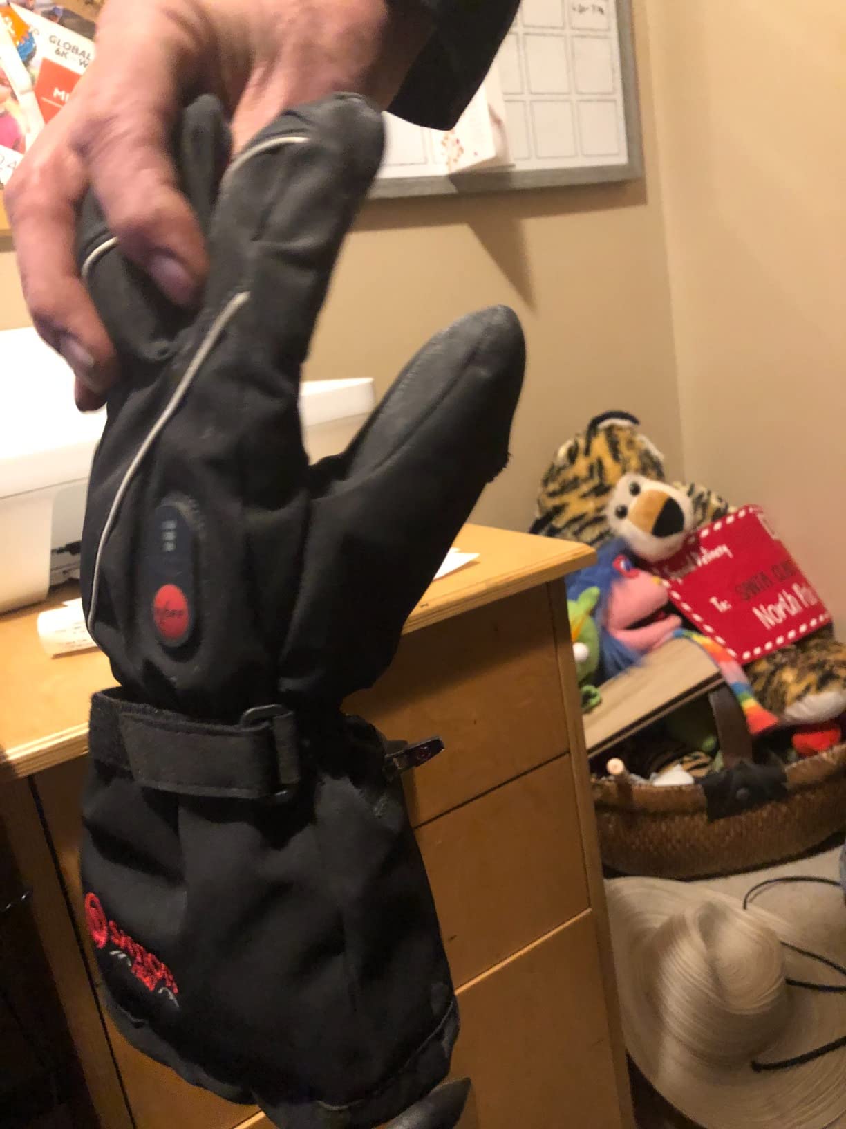 SAVIOR HEAT Heated Gloves for Men Women, Rechargeable Electric Heated Leather Skiing and Snowboarding Gloves customer photo 2