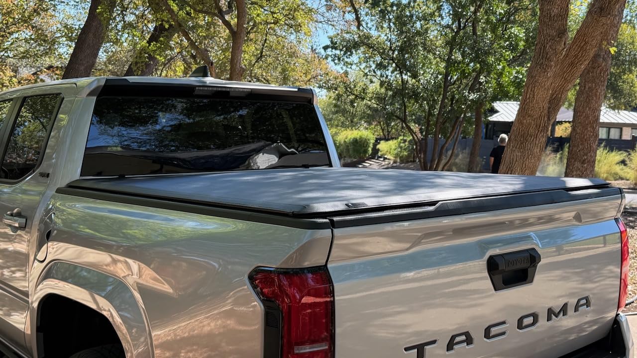 Tyger Auto T1 Soft Roll-up Truck Bed Tonneau Cover Compatible with 2016-2023 Toyota Tacoma | 5' (60