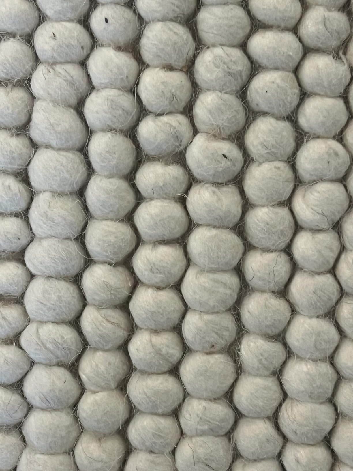 SAFAVIEH Natura Area Rug 5x8 Wool Knotted, Ivory NAT620A customer photo 2