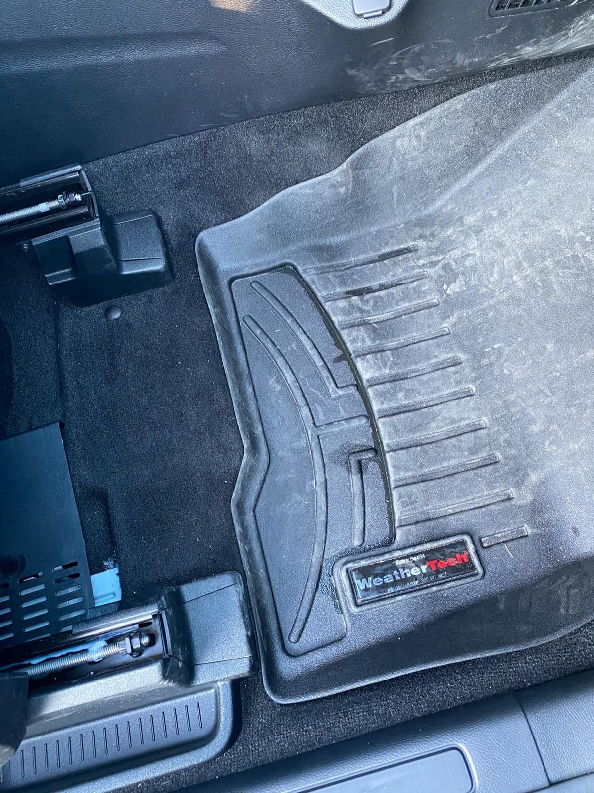 WeatherTech Custom Fit FloorLiners for Ford Edge, Edge ST, 1st & 2nd Row (44815-1-2), Black customer photo 2