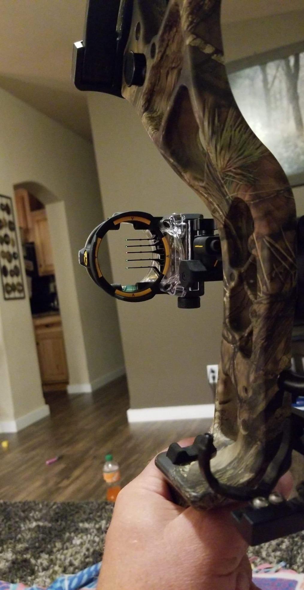 Trophy Ridge React H5 Bow Sight - 5 Pin Sight, Tool Less Windage and Elevation Adustability, 2nd Axis Leveling, Adjustable Click Light customer photo 1