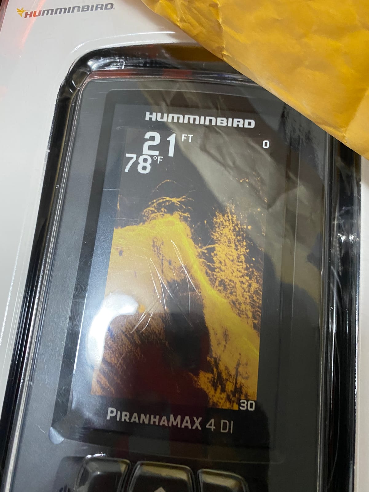 Humminbird PiranhaMAX 4 Fish Finder, Down Imaging customer photo 1