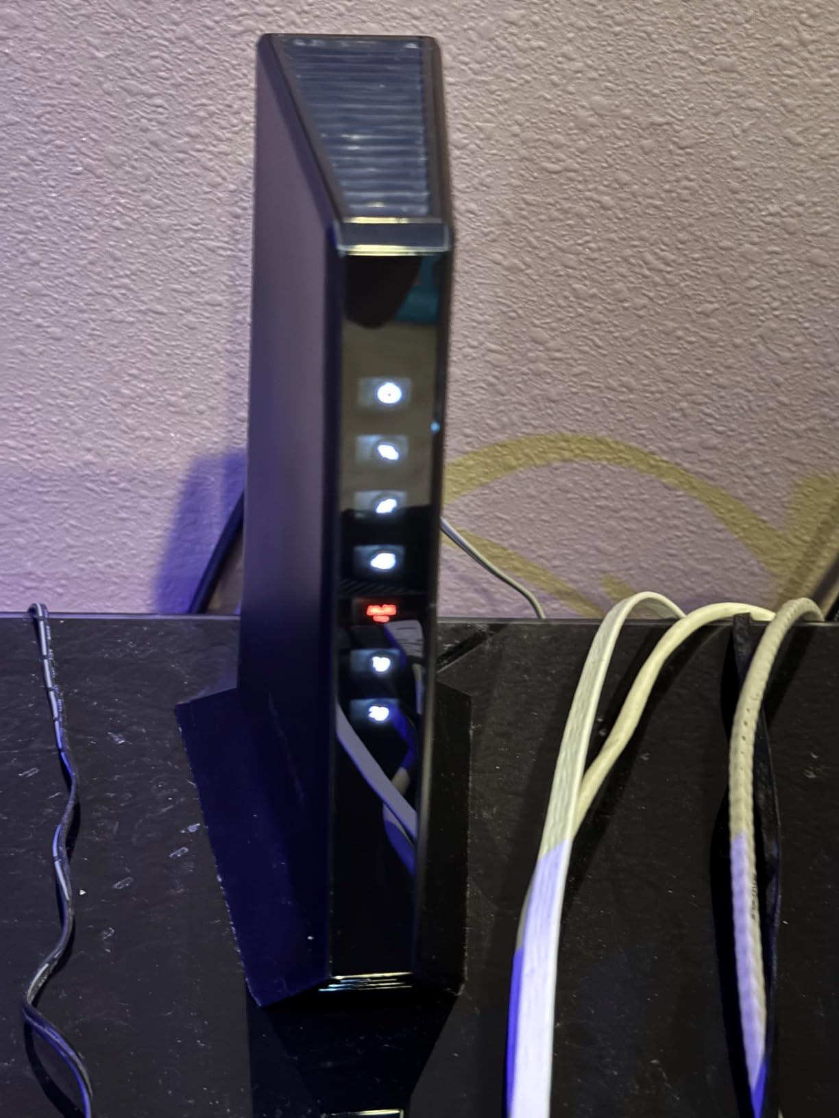 NETGEAR Nighthawk Multi-Gig Cable Modem for Xfinity Voice (CM2050V) – for Cable Plans up to 2.5Gbps - DOCSIS 3.1-2 Phone Lines customer photo 2