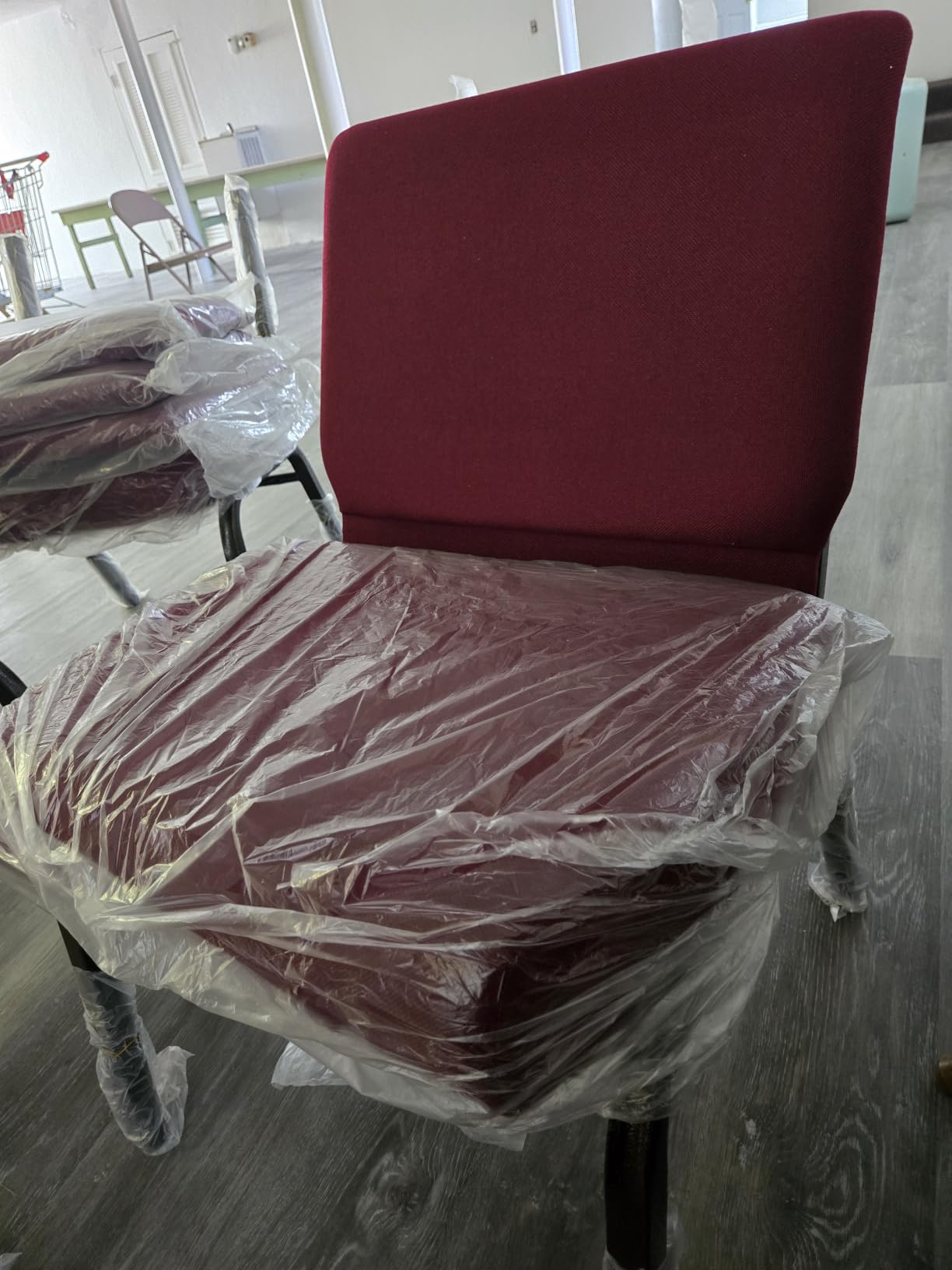 Flash Furniture 4 Pack HERCULES Series 21''W Church Chair in Dark Gray Fabric - Silver Vein Frame customer photo 2
