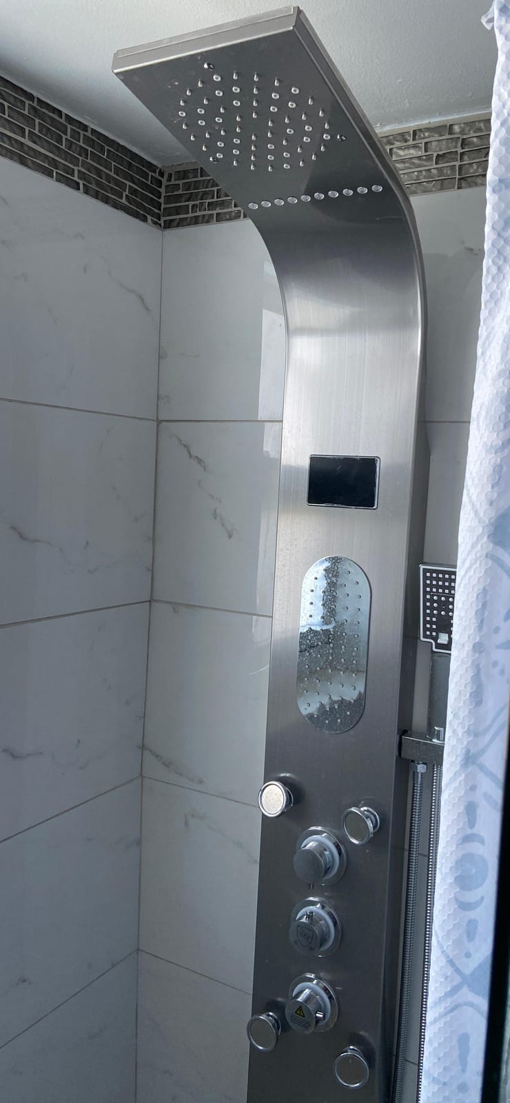 ELLO&ALLO LED Shower Panel Tower System, Rainfall and Mist Head Rain Massage Stainless Steel Shower Fixtures with Adjustable Body Jets, Brushed Nickel customer photo 2