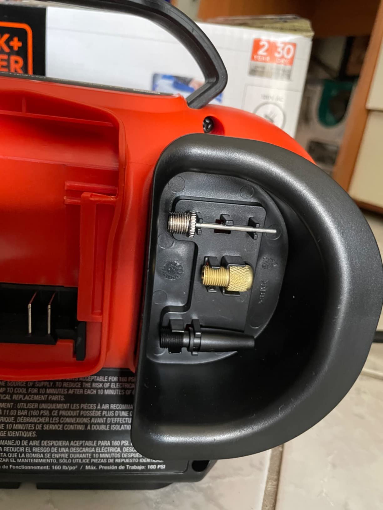 BLACK+DECKER Tire Inflator Portable Air Compressor, Air Pump for Inflatables, 3 Modes: Electric Outlet, 12V Car Adapter and Cordless 20V MAX, Battery Sold Separately (BDINF20C) customer photo 2