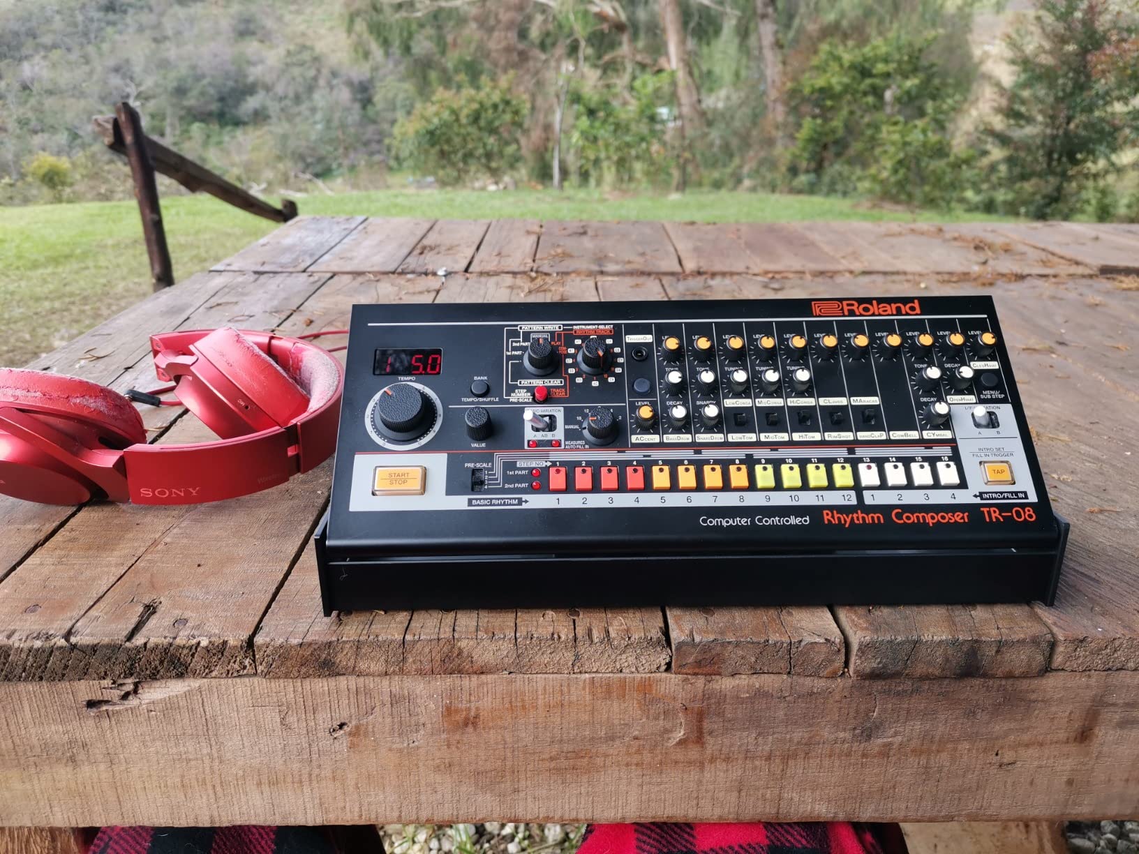 Roland TR-08 Rhythm Composer | Compact Drum Machine with 10 Outputs customer photo 1