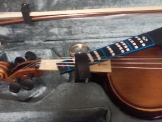 Stentor 1400A2-4/4 4-String Violin, 4/4 customer photo 2