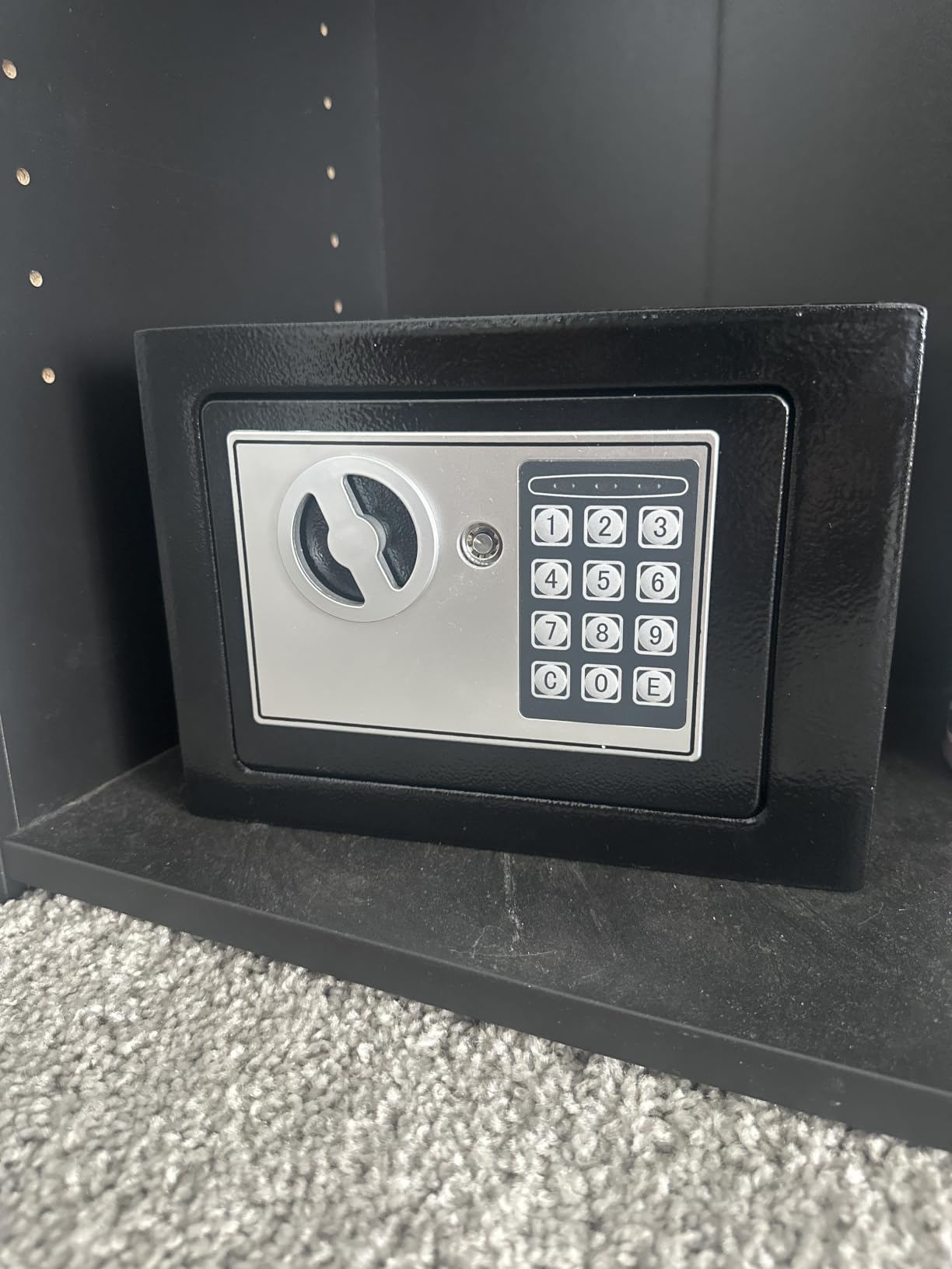 Yuanshikj Small Steel Security Safe Box with Keypad,Key;0.23 CuFt, Black customer photo 2