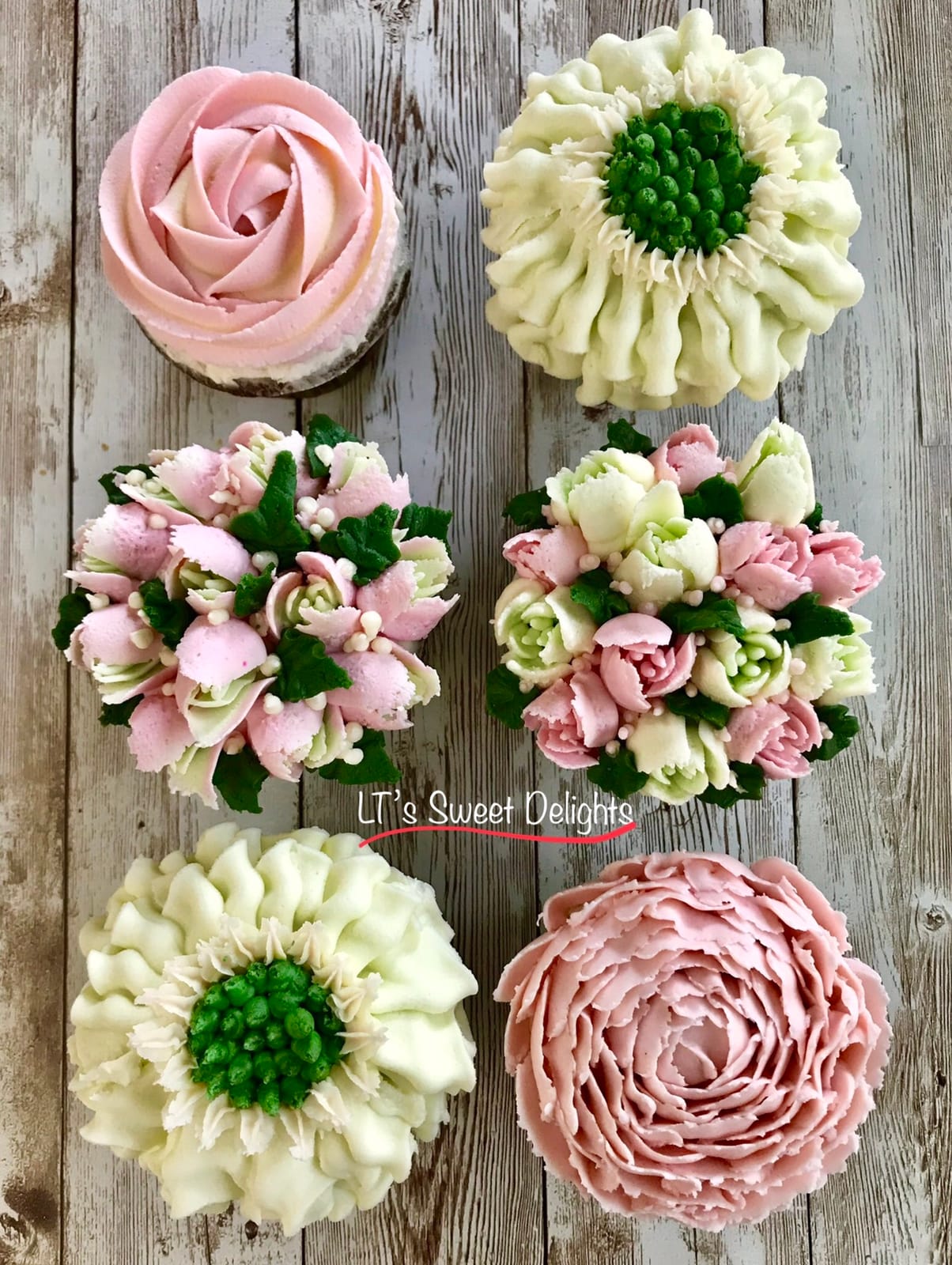 Russian Piping Tips for Cake Decorating – 88Pcs Flower Icing & Frosting Nozzles Set – Complete Pastry Baking Tools Kit – Small & Large Floral Piping Tips for Cupcakes, Cookies & Professional Bakers customer photo 2