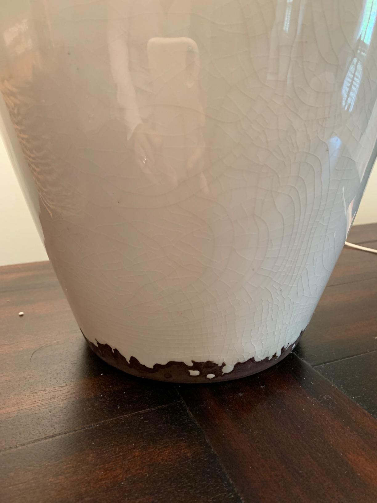 Signature Design by Ashley 27-Inch Farmhouse Ceramic Table Lamp, Cream customer photo 2