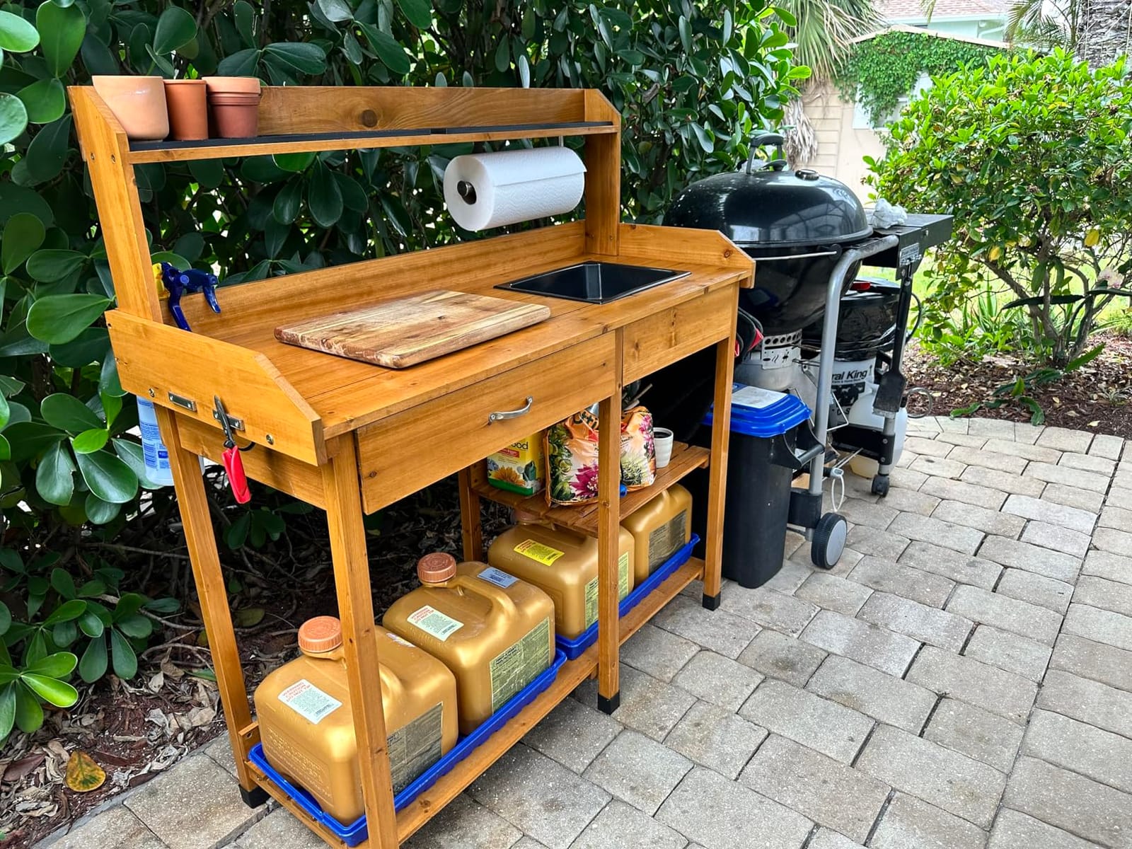 Yaheetech Potting Bench with Sink & Drawer, Outdoor Gardening Table, Wood customer photo 1