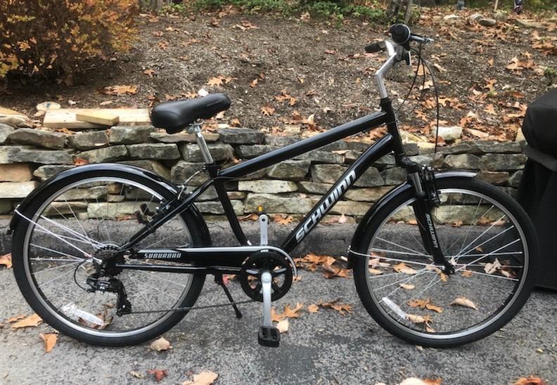 Schwinn Suburban Adult Comfort Bike, Men and Women, 26-Inch Wheels, 7 Speed Drivetrain, 16 or 17-Inch Aluminum Frame, Alloy Linear Hand Brakes customer photo 1
