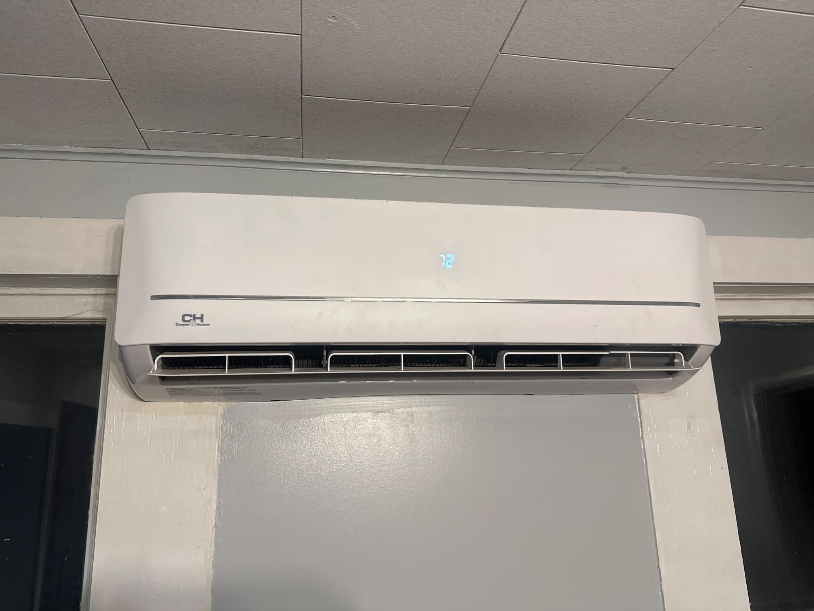 Cooper & Hunter 24,000 BTU 230V Wall Mount Mini Split Heat Pump, 23.5 SEER2 customer photo 1