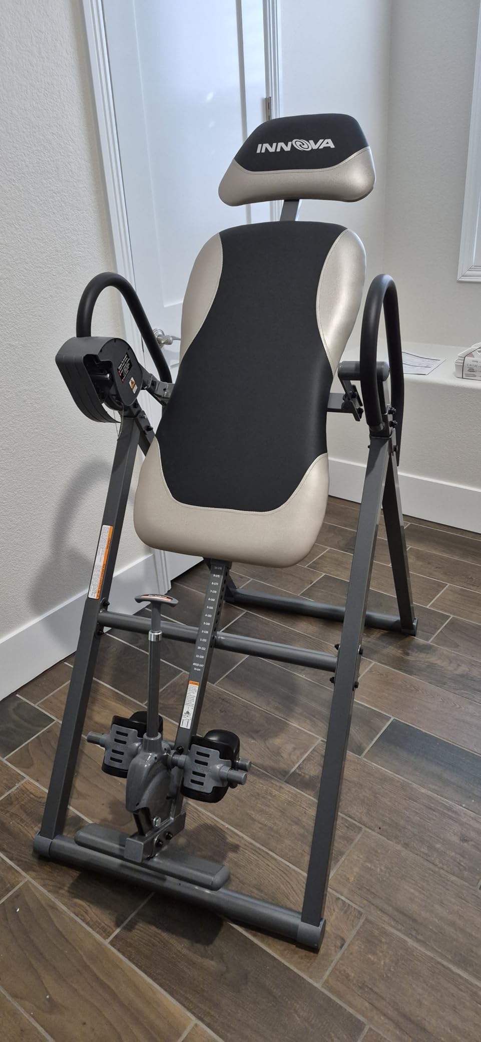 Innova ITX9900 Inversion Table with Air Lumbar Support, Black/Gray customer photo 1