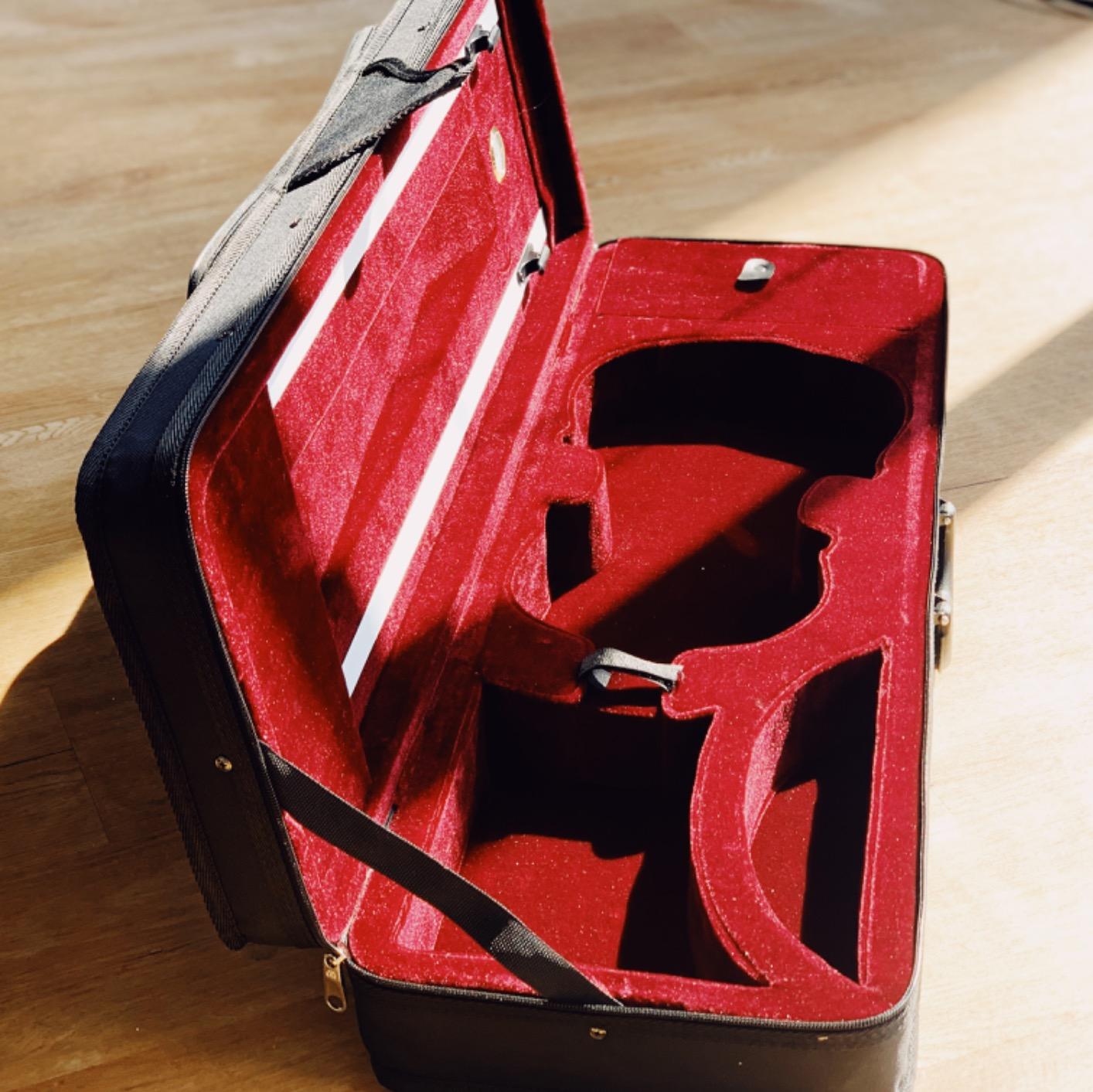 FINO 4/4 Full Size Violin Case Professional Oblong Violin Hard Case with Built-in Hygrometer,Super Lightweight Portable Carrying Bag Slip-On Cover with Backpack Straps,Black customer photo 1