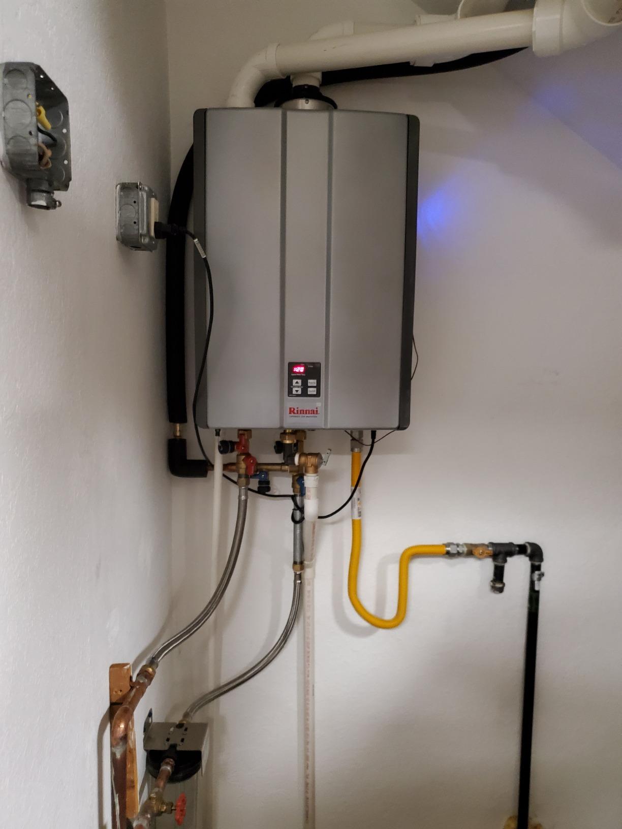 Rinnai RUR199iN Condensing Tankless Hot Water Heater, 11 GPM, Natural Gas, Indoor Installation customer photo 1