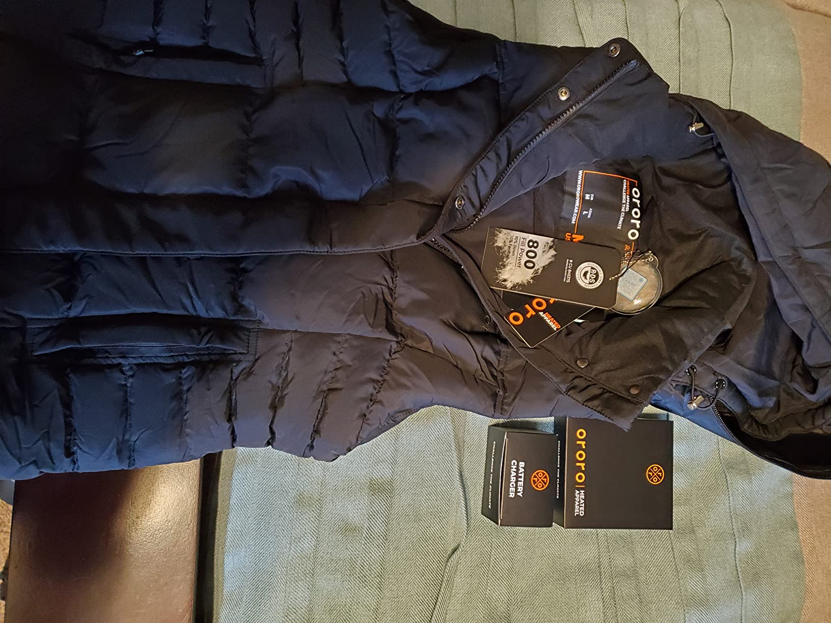 ORORO Women's 800-Fill Heated Down Vest with Detachable Hood and Battery customer photo 2