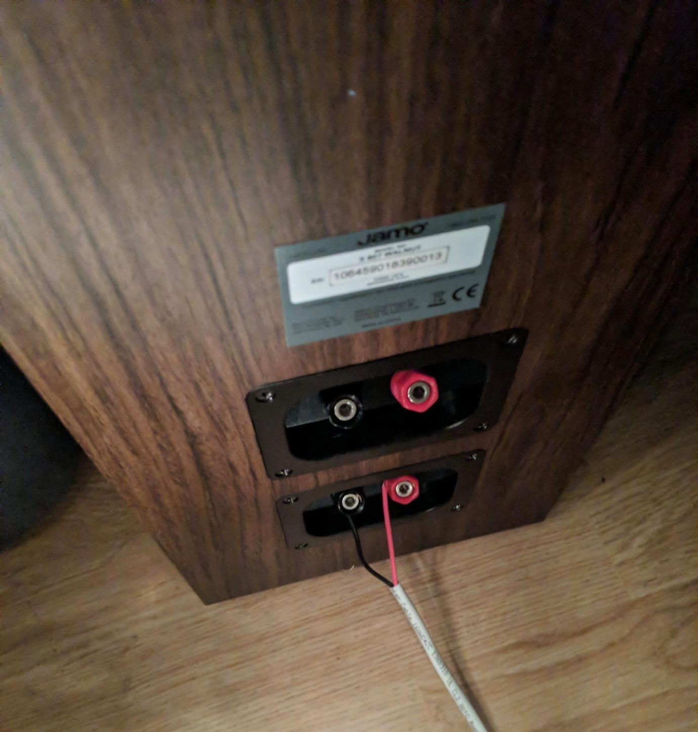 Jamo S 8 ATM Walnut | Immersive home theater audio with 100W power, 4-inch drivers and integrated top-firing Dolby Atmos technology customer photo 2