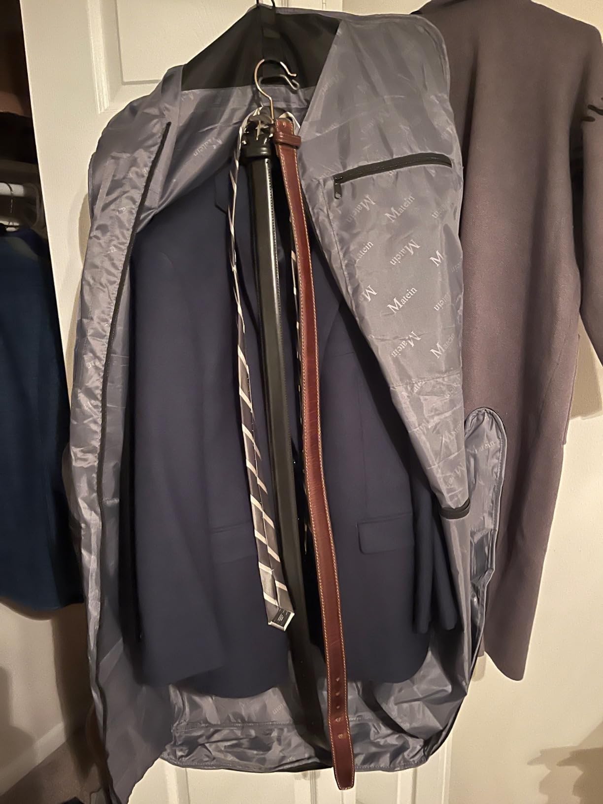 MATEIN Garment Bag for Travel, Large Carry on Garment Bags for Business customer photo 2
