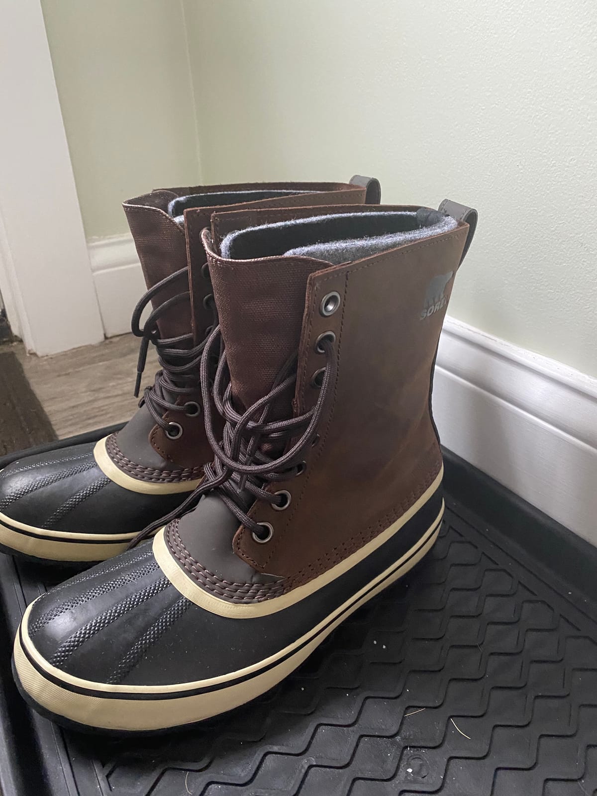 Sorel Men's Caribou Snow Boot customer photo 1
