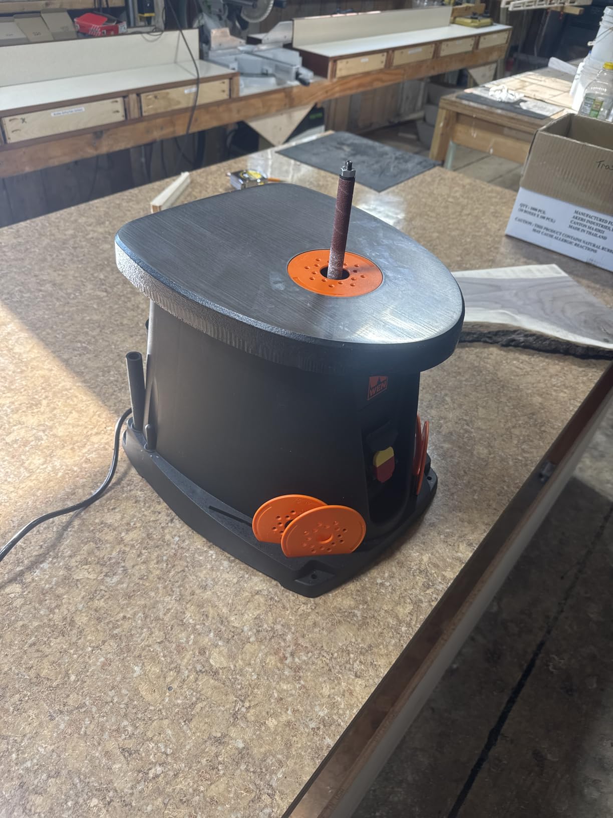 WEN 6510T 3.5 Amp Oscillating Spindle Sander,Black customer photo 2