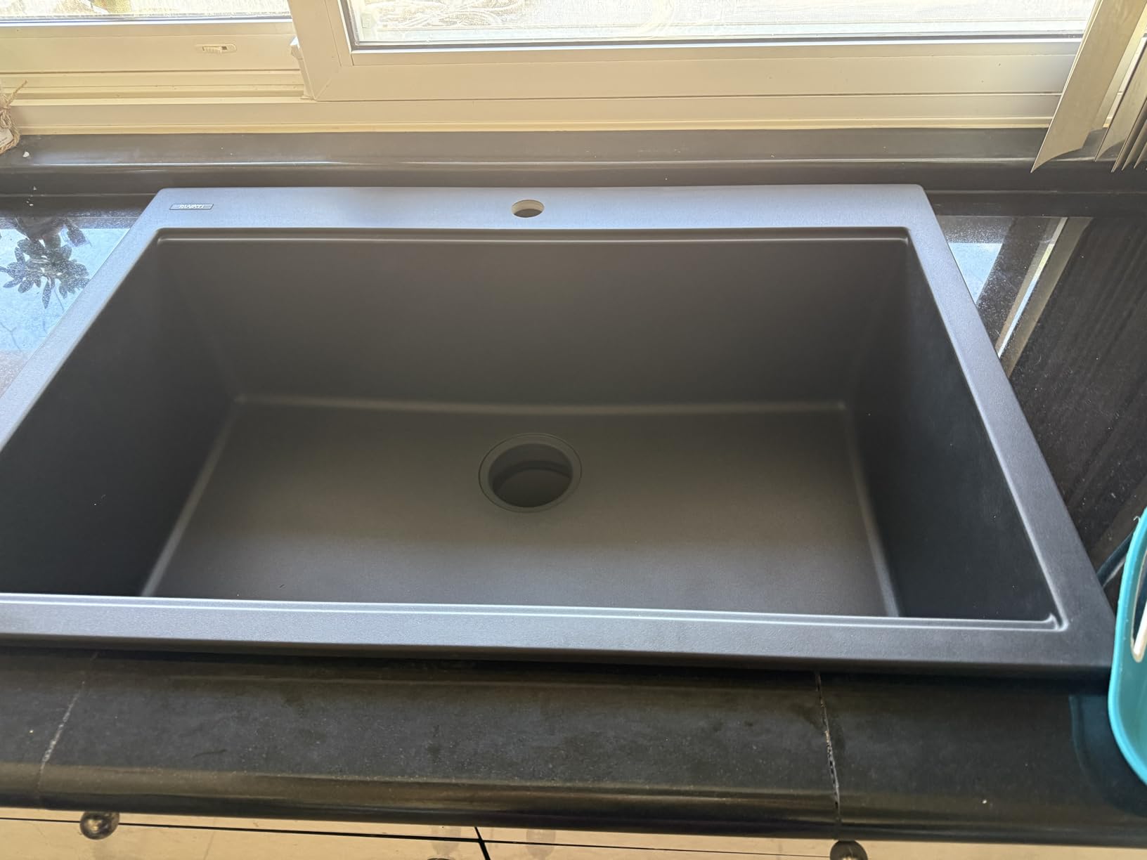 Ruvati 33x22-in Midnight Black epiGranite Drop-in Sink - RVG1080BK customer photo 2