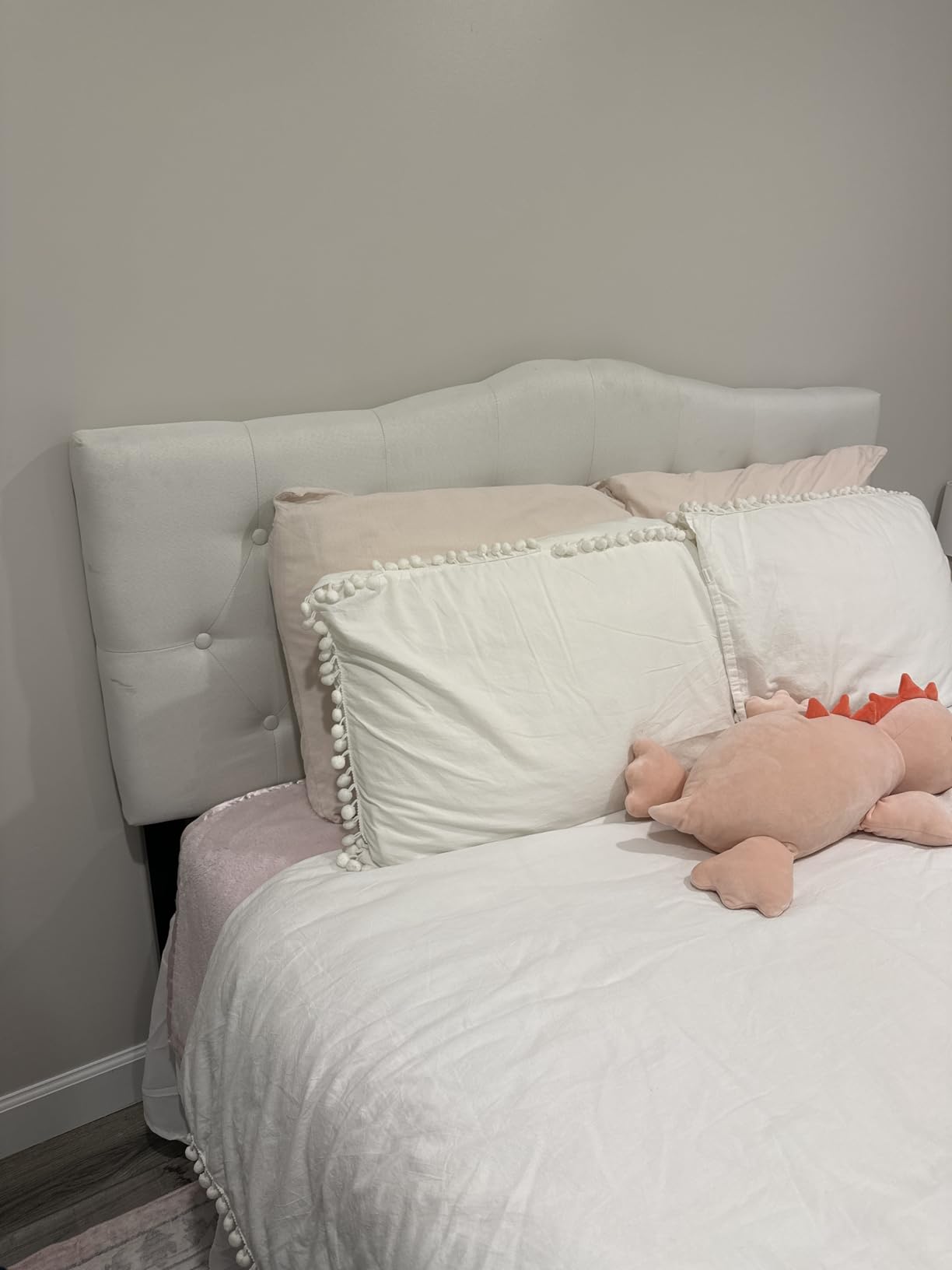 EMMA + OLIVER White Queen Tufted Headboard customer photo 2
