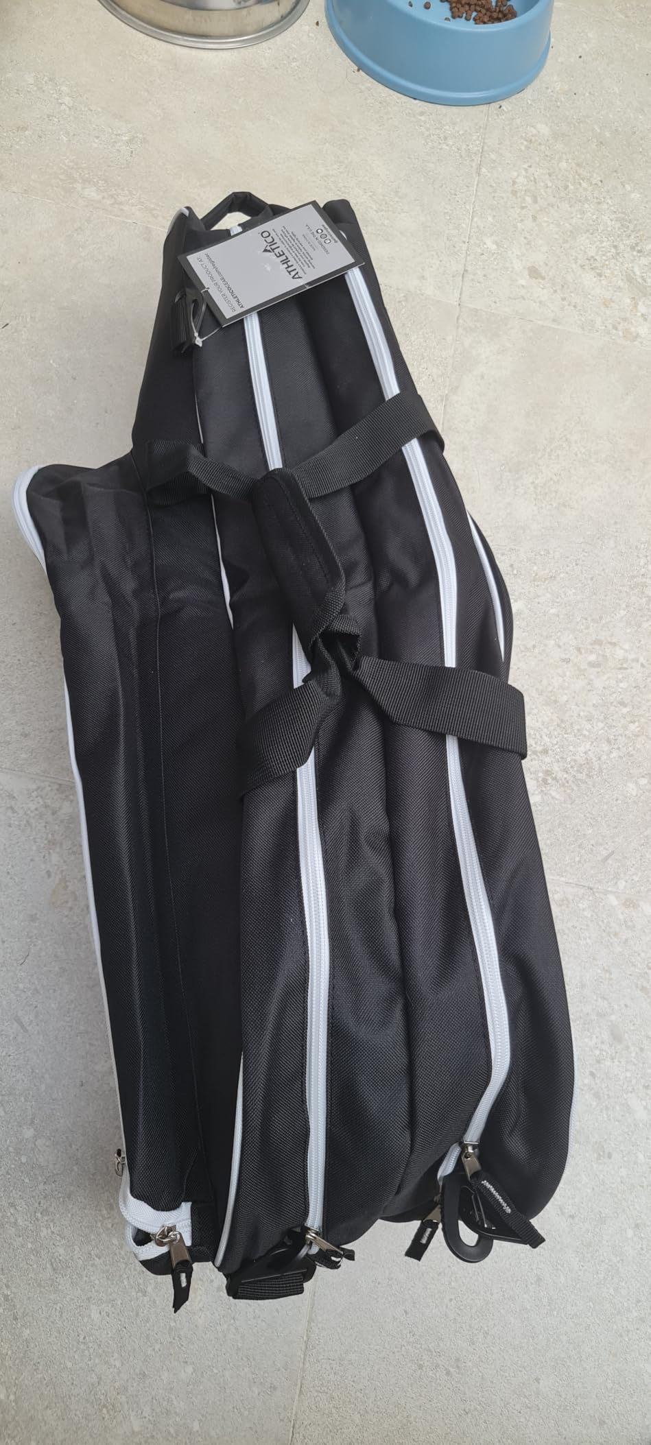 Athletico 6 Racquet Tennis Bag | Padded to Protect Rackets & Lightweight | Professional or Beginner Tennis Players | Unisex Design for Men, Women, Youth and Adults (Black) customer photo 1