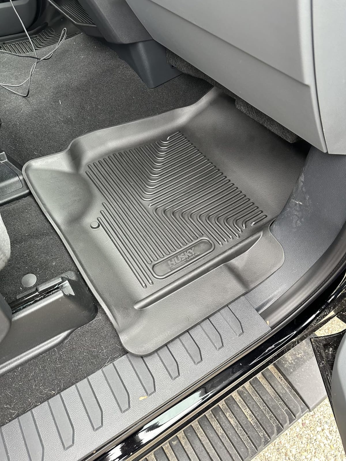 Husky Liners Weatherbeater Floor Mats | Fits 2017-2026 Ford F-250/F-350/F-450 Crew CAB with Factory Carpet & with Factory Underseat Storage ONLY | Front & 2nd Row, 3-pc Black - 94061 customer photo 2