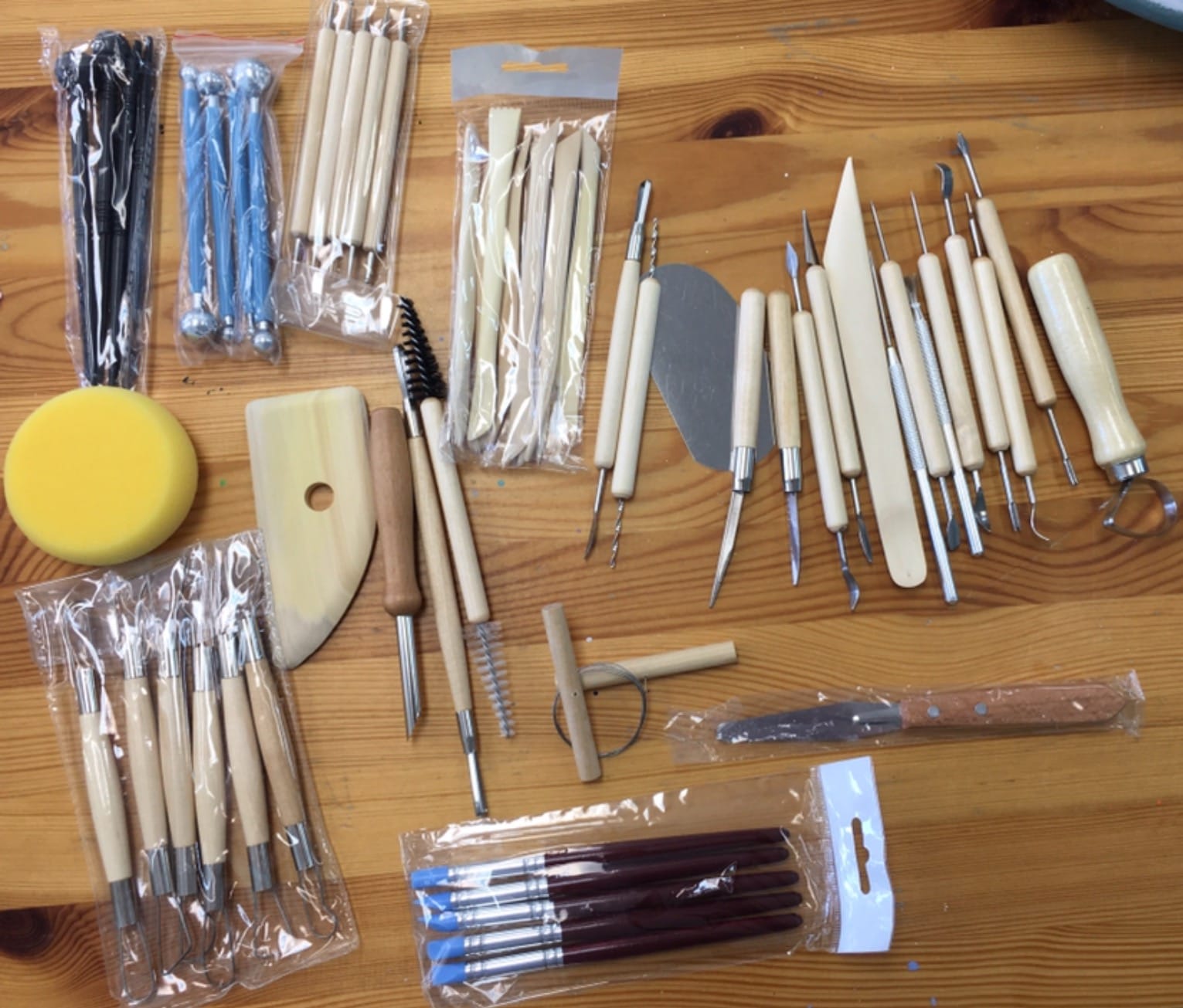 57PCS Ceramic Clay Tools Set with Plastic Case Modeling Pottery Sculpting Tools Kits for Beginners Professionals Crafts Polymer Clay Club, Dotting, Ribbon Trimming customer photo 1