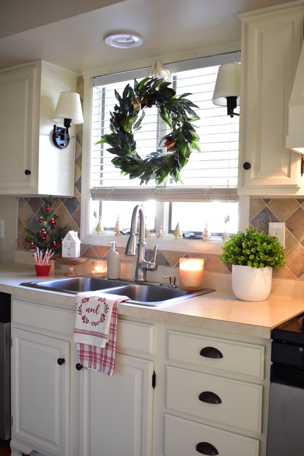 Swing Arm Wall Lamp Plug in Wall Mount Opaque Ivory Linen Shade 40W 2-Way Cord Covers(1 Light) customer photo 2