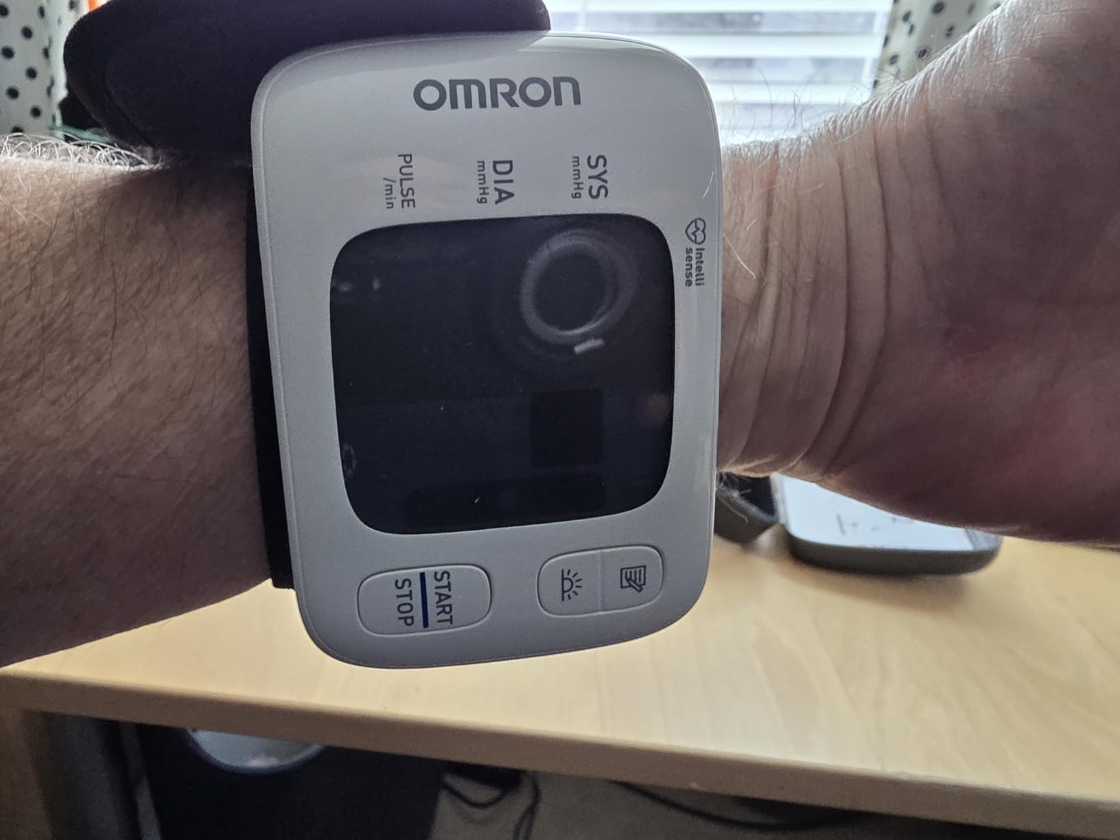 OMRON Gold Wireless Wrist Blood Pressure Monitor for Home Use customer photo 2