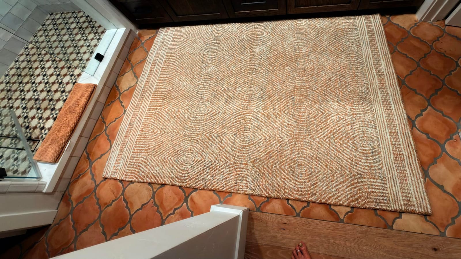 SAFAVIEH Abstract Wool Area Rug 8'x10', Modern Ivory & Rust ABT340P customer photo 2