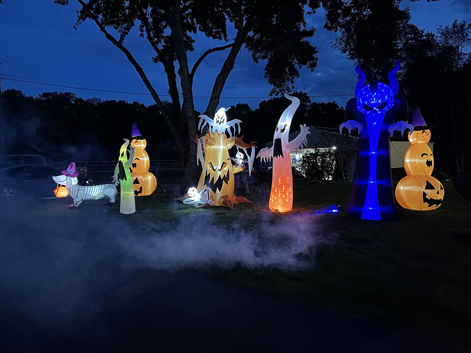 ATDAWN Fog Machine with Lights, Wireless Remote Control, Smoke Machine with 7 Colors Lights for Stage Party Effect, Halloween Wedding Special Event customer photo 2