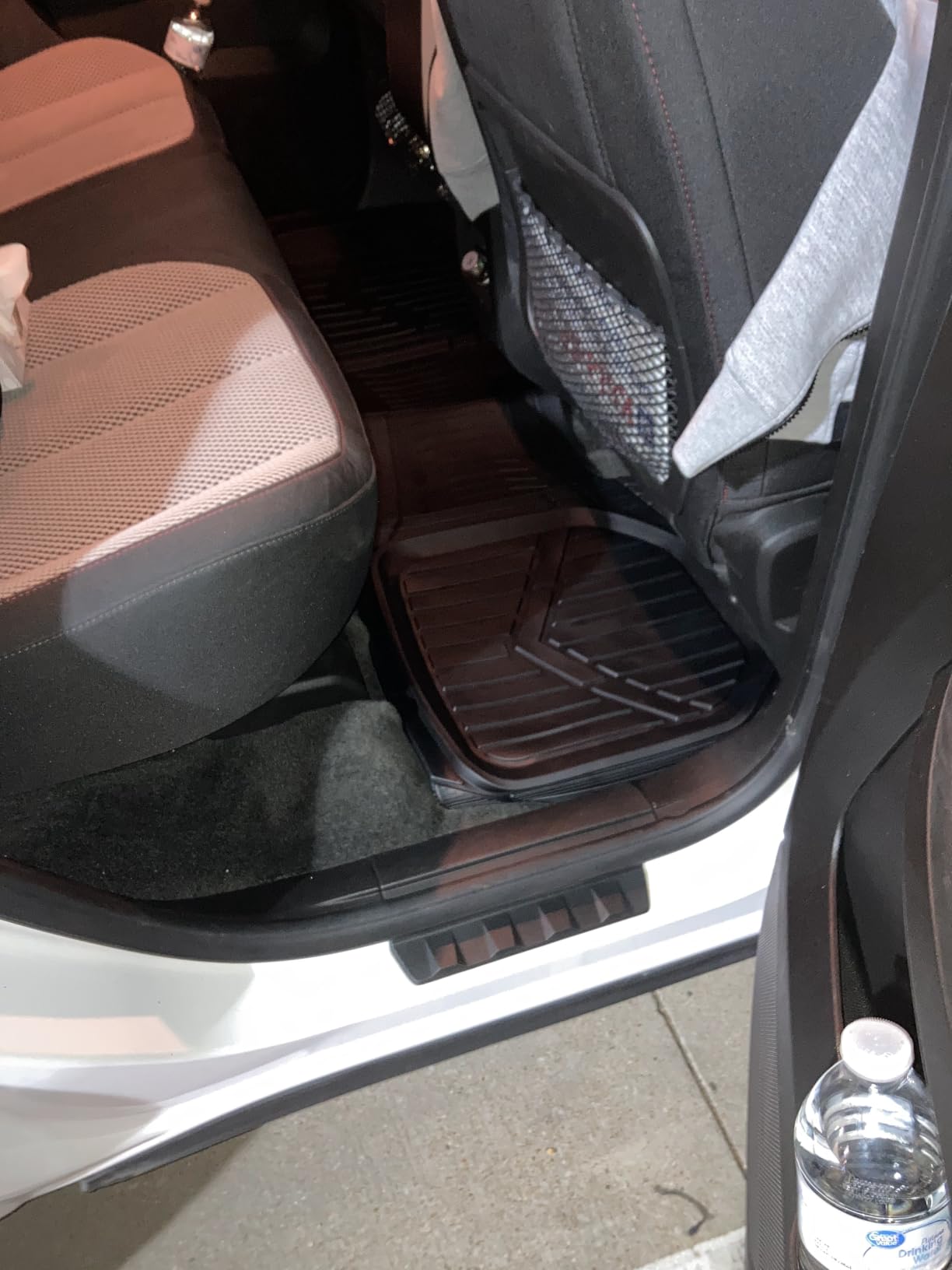 Amazon Basics 3-Piece All-Weather Heavy Duty, Full Set PVC Floor Mats for Universal Fit in Cars, SUVs, and Trucks, Black, Trim to Customize customer photo 2