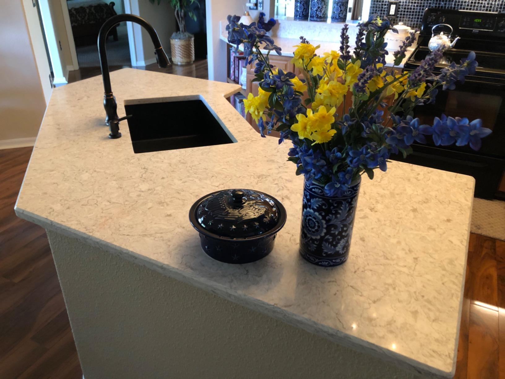 Ruvati 32x19-in Midnight Black Granite Undermount Kitchen Sink - RVG2080BK customer photo 2