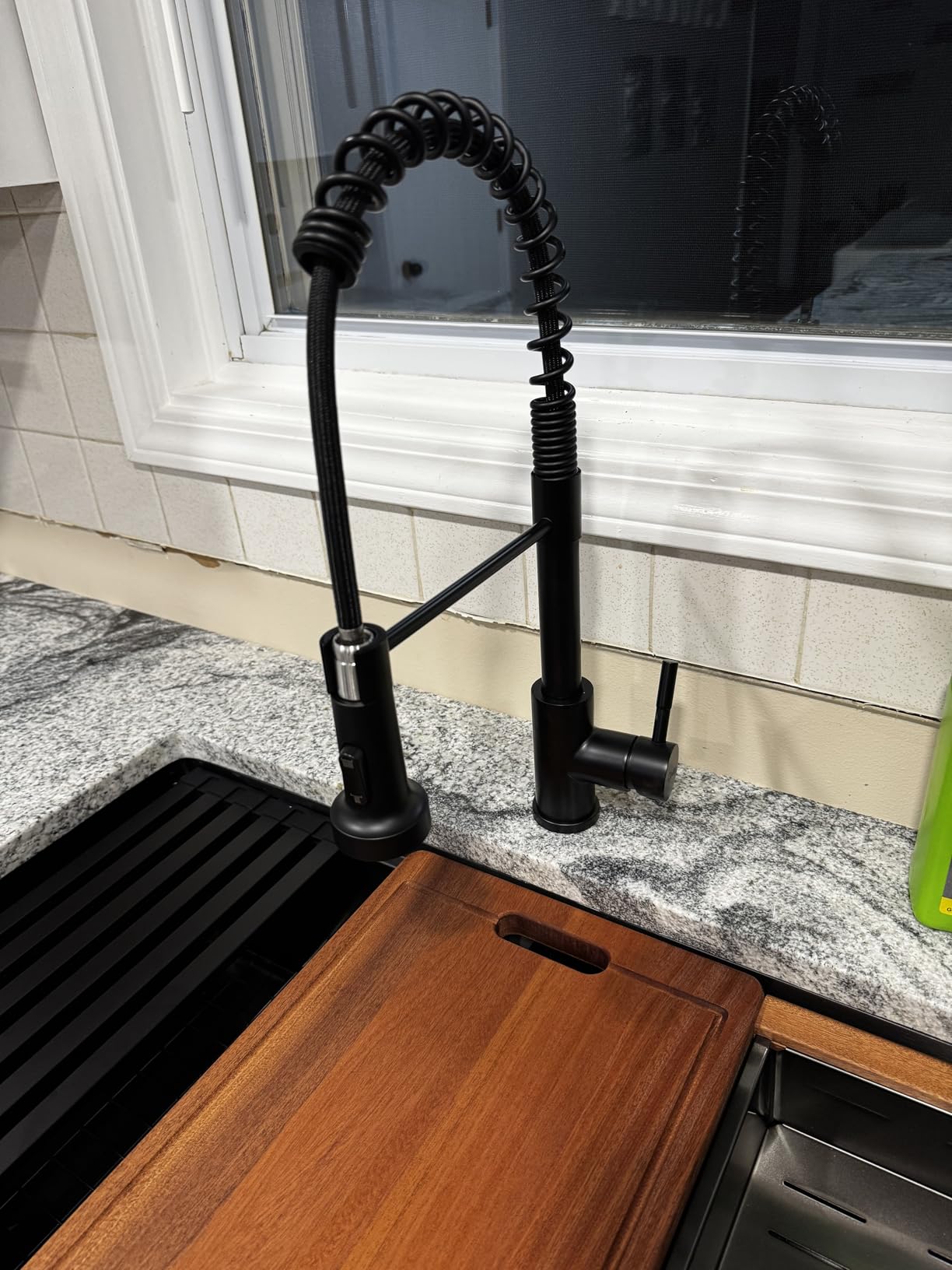 GIMILI Black Kitchen Faucet with Pull Down Sprayer customer photo 2
