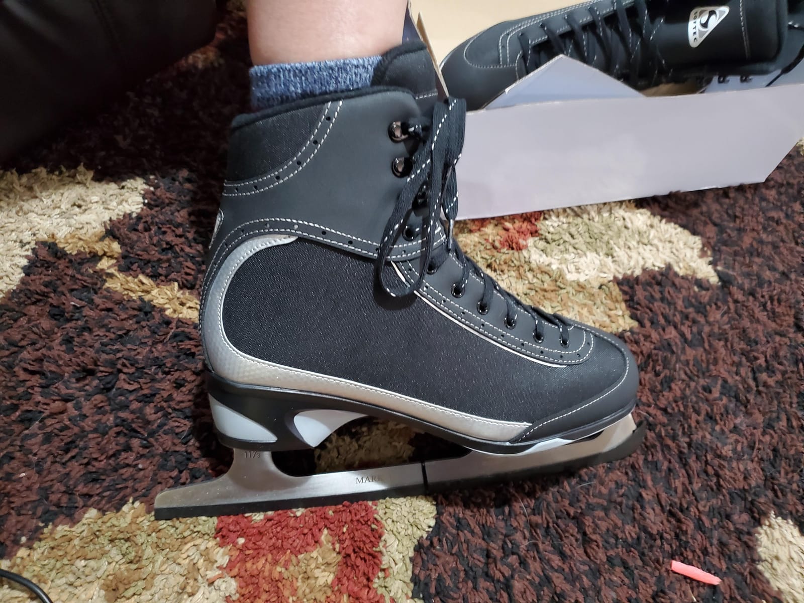 Jackson Ultima Softec Vista ST3200 ST3201 Figure Ice Skates for Women and Girls/Black, Navy, White customer photo 2